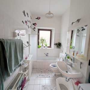 Badezimmer der zu verkaufenden Kapitalanlage auf der Bautzener Str. in Görlitz