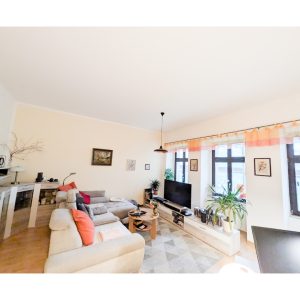 Wohnzimmer der zu verkaufenden Kapitalanlage auf der Bautzener Str. in Görlitz